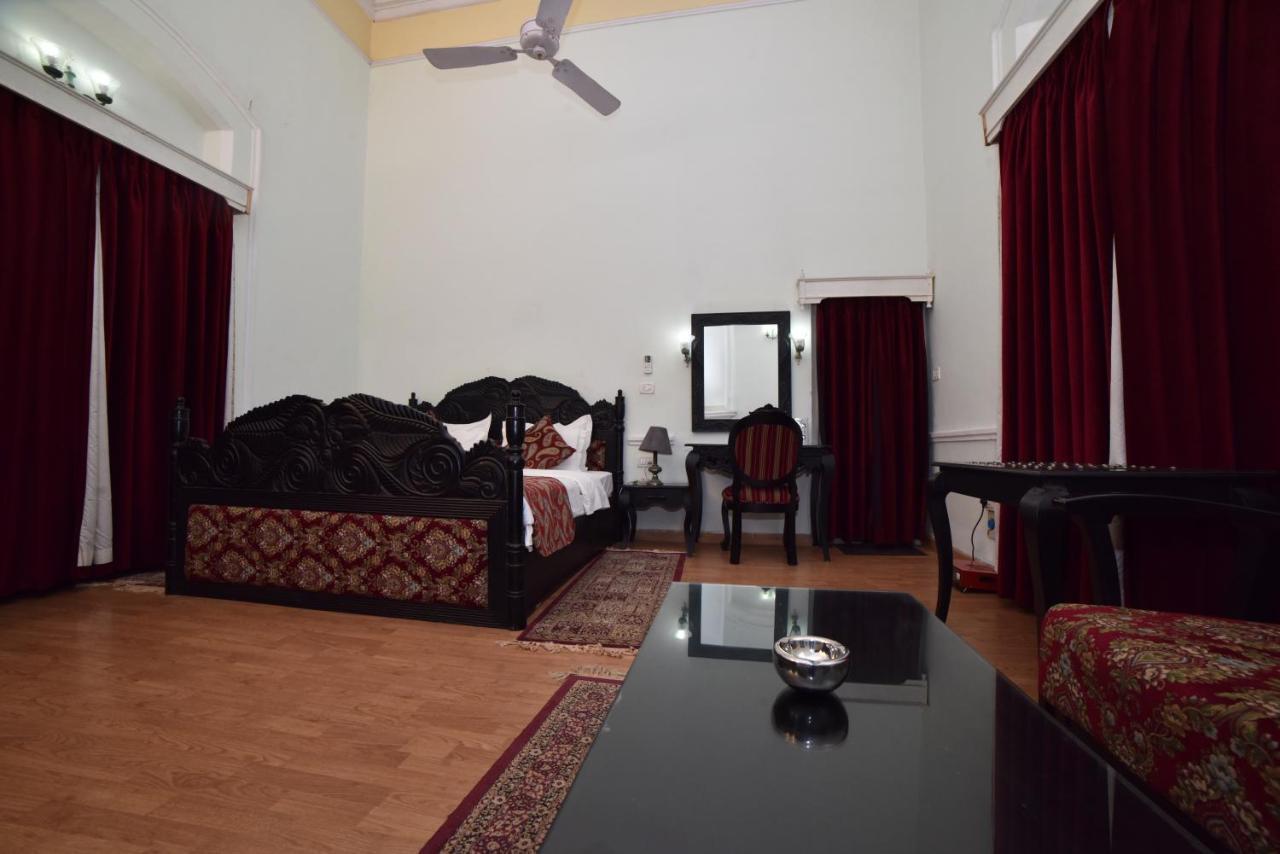 Mpt Rock End Manor, Pachmarhi Pachmarhī Exterior foto